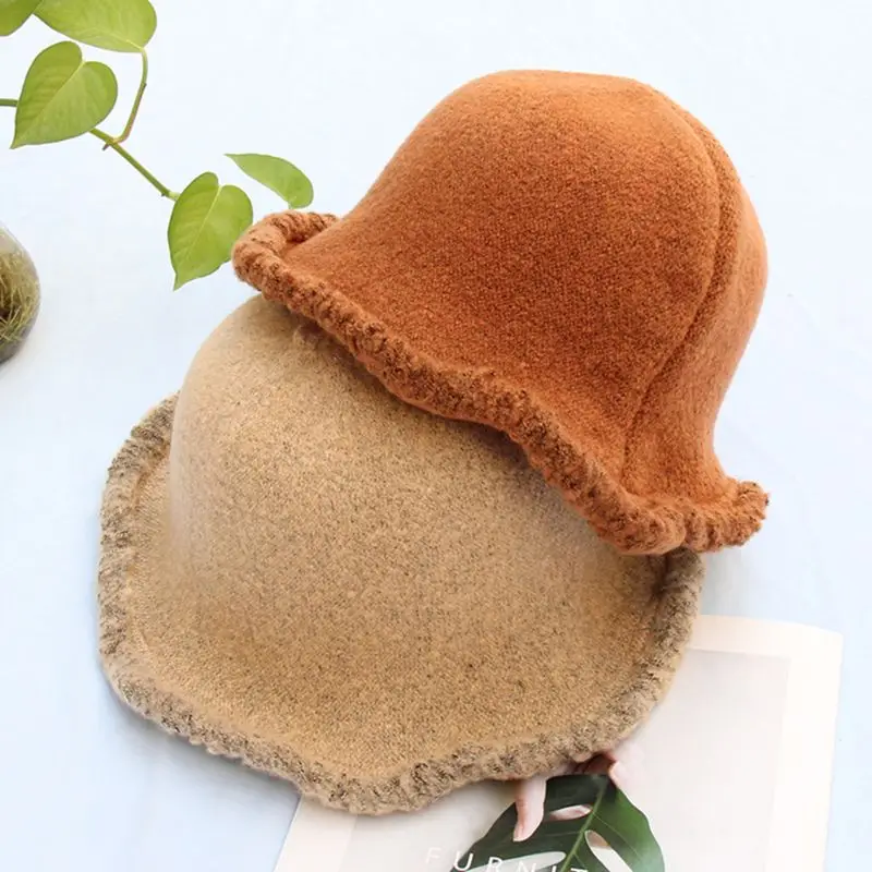 

Womens Winter Faux Wool Bucket Hat Flexible Wire Short Wavy Brim Foldable Cap