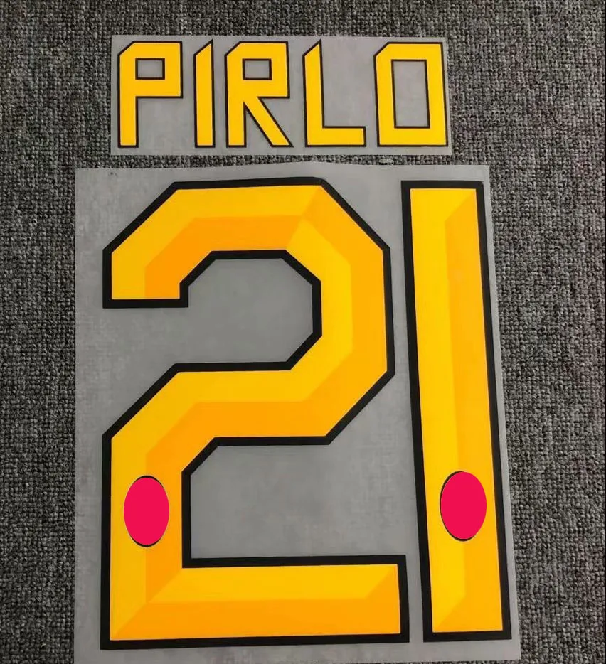 2010 2011 Ретро #10 DEL Piero #21 Pirlo #1 Buffon Nameset Печатный Железный значок|Заплатки| |