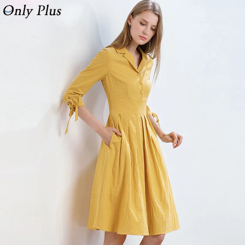 Женское элегантное офисное платье Only Plus желтое Полосатое приталенное