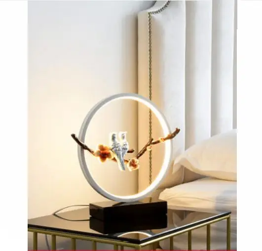 

Table lamp bedroom bedside lamp table lamp creative romantic retro wedding art deco table lamp