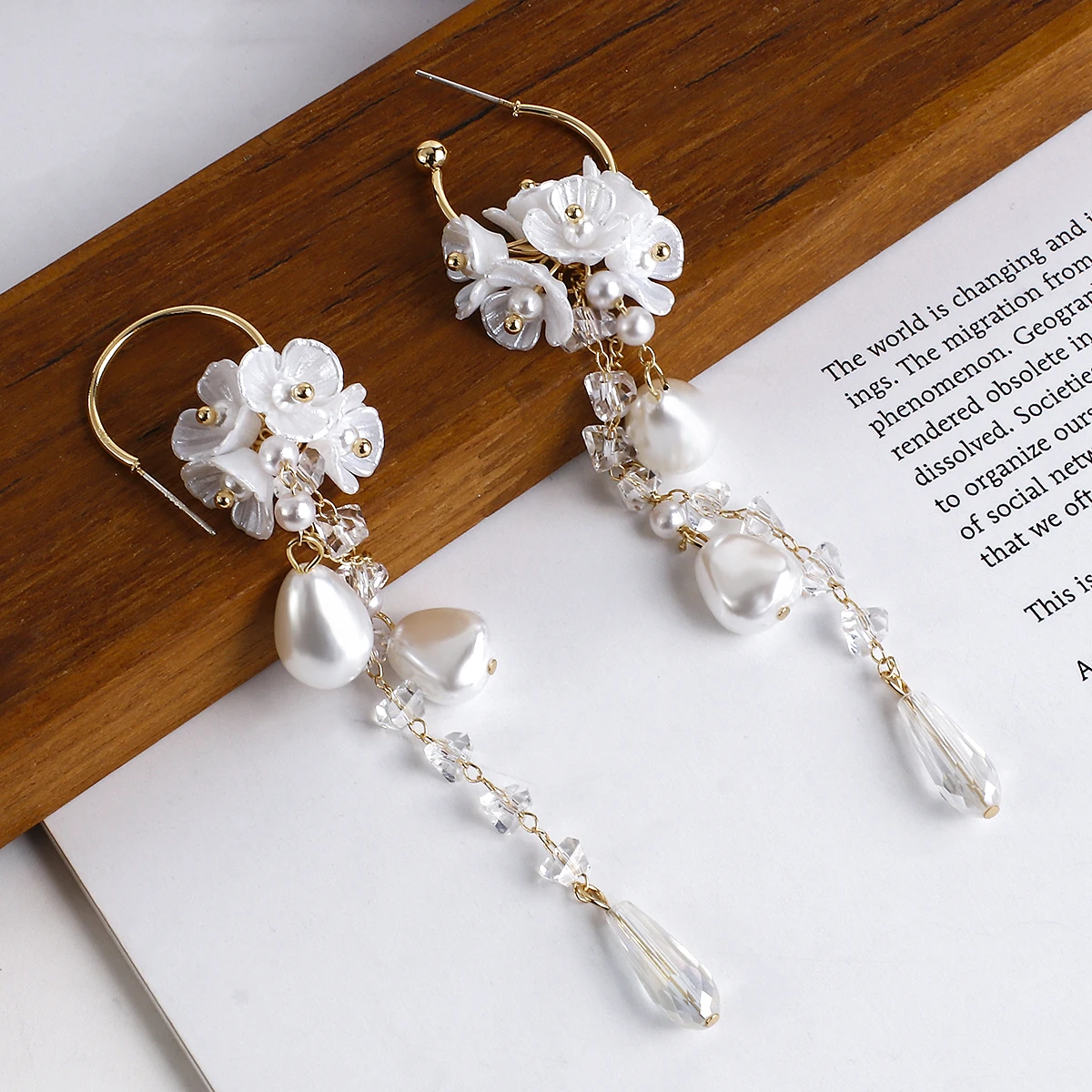 Drop-Earrings Bead-Flower-Petal Wedding-Jewelry Pearl Long-Tassel Big Crystal Women Fashion