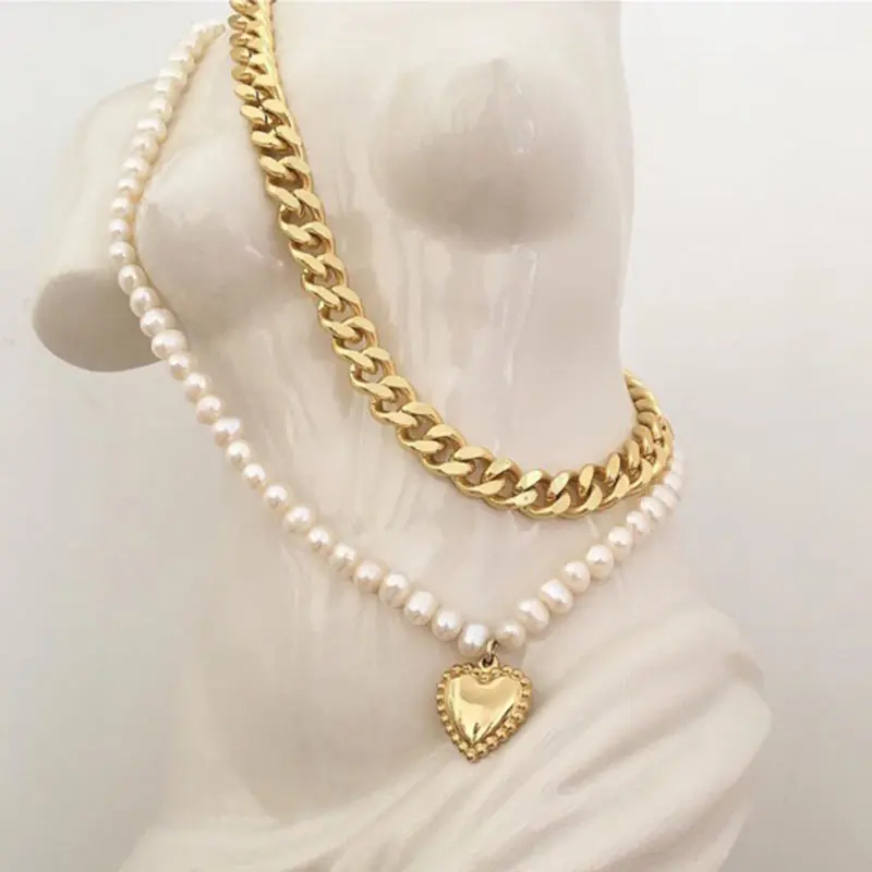 

JJFOUCS Fashion Pearl Heart Pendant Necklaces Multi-layer Gold Color Metal Cuban Chain Choker Necklace For Women Boho Jewelry