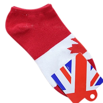 

Pair of Red & White Fashion Maple Leaf Canada Flag Pattern Socks For Men