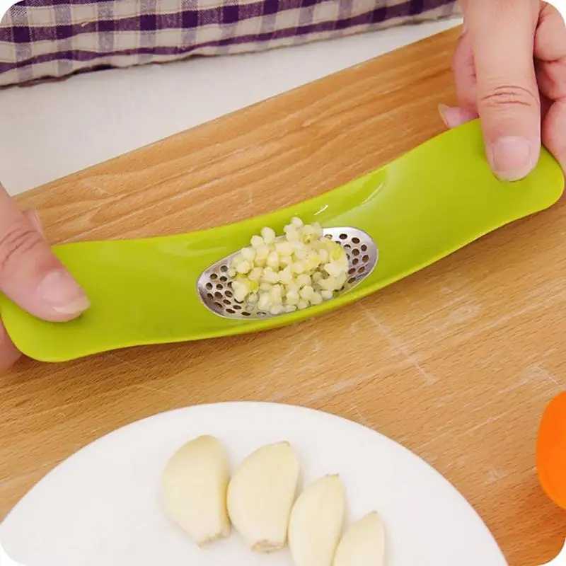 

New Cute Garlic Grinder Press Manual Garlic Mincer Chopper Crusher Stainless Steel Kitchen Gadget Mincer Crusher Masher Tools
