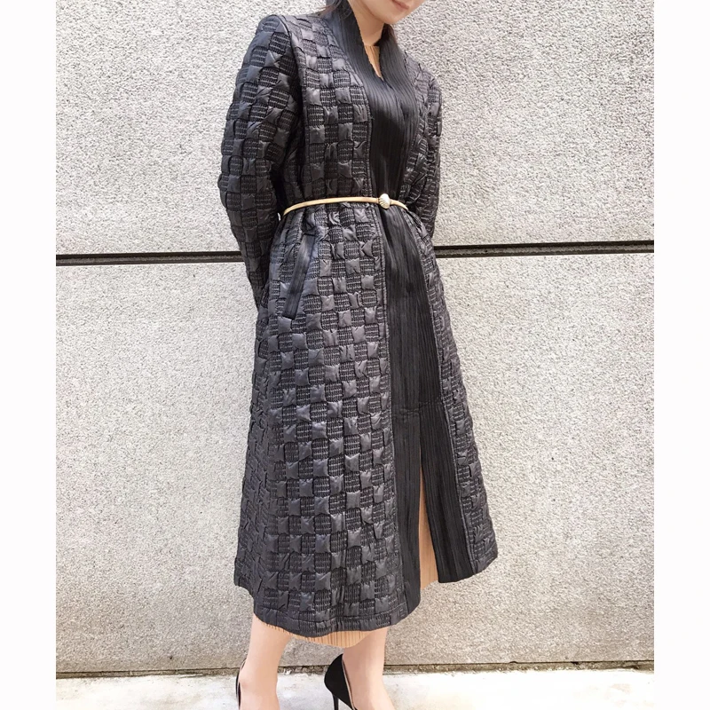 Горячая Miyake Мода Складные сплошной цвет Стенд шеи с длинными рукавами покрытые свободные хлопковые ветровки