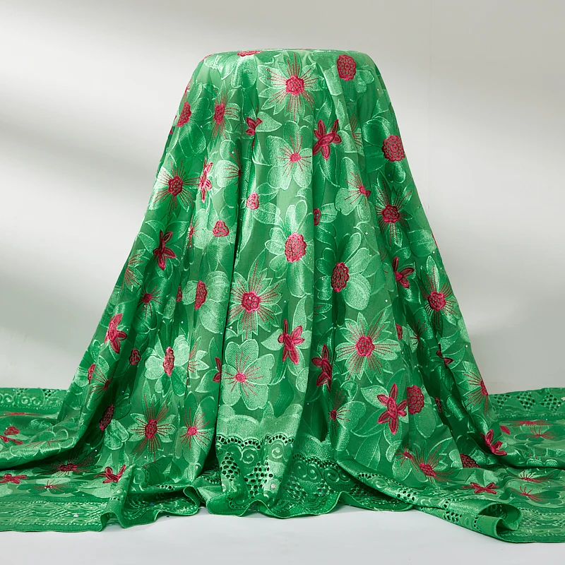 

Lace Fabric Green Swiss Voile Cotton Fabric 2021 Austri Cotton Embroidery Sewing Fabrics 5 Yards Dresses For Woman Party A 2522