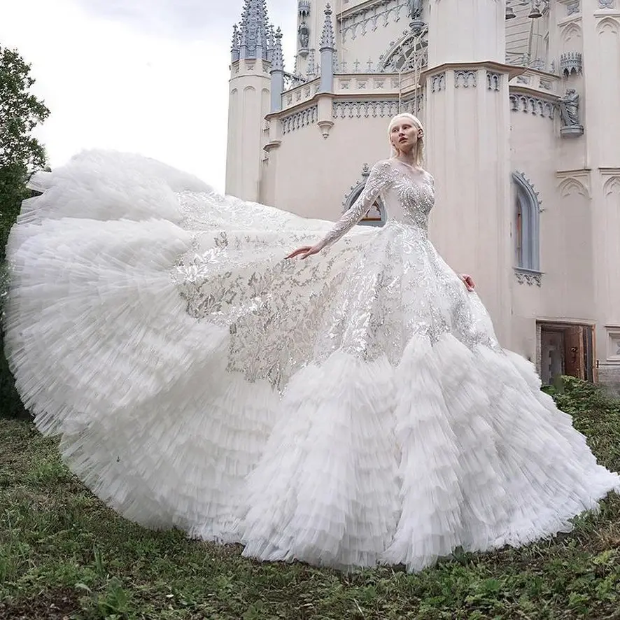 

Exquisite Evening Dress Pure White Sequins Crystals Beaded Wedding Dress See-Through O-Neck Long Sleeve Floor Length Bridal Gown