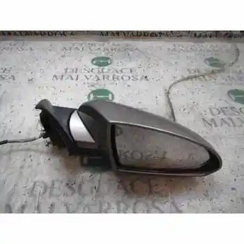 

RIGHT REARVIEW Nissan FIRST SALOON CAR (P12) Trail [14618949]