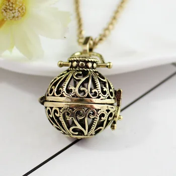 

1PC Antique Vintage Diffuser Locket Necklace Aromatherapy Locket Necklace Openable Box Pendant Personal Diffuser Necklace