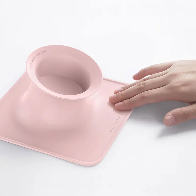 PETKIT силиконовый питомец кошка консервированная миска 15 ° подставка petslow миски для еды с тарелкой Скатерть Коврик для кошек - Color: Pink