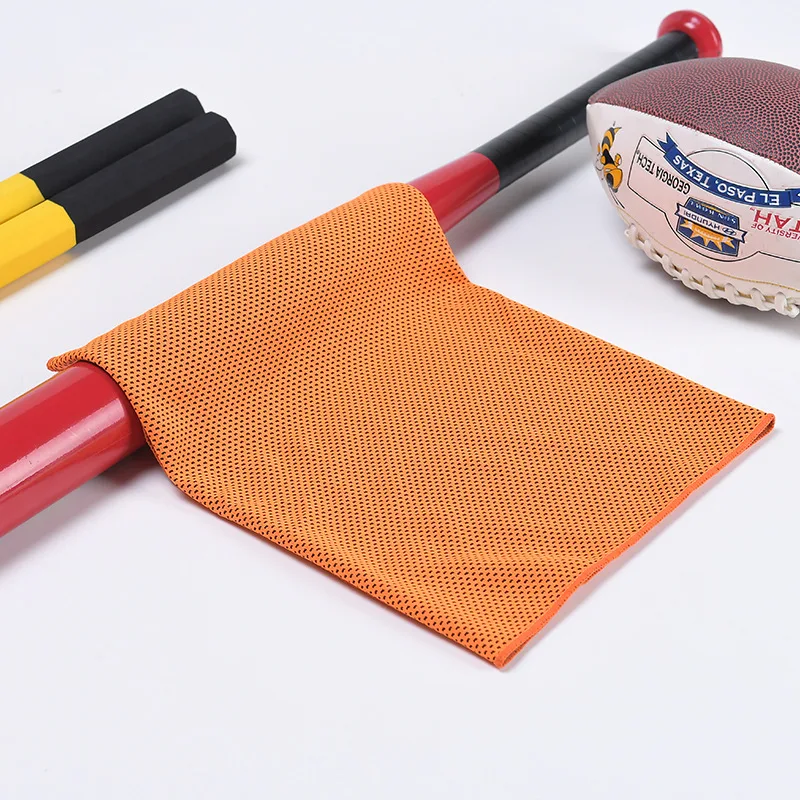 Bright orange Быстросохнущее спортивное полотенце из микрофибры для фитнеса, быстросохнущее полотенце для занятий йогой и спортом на открытом воздухе - Цвет: Bright orange