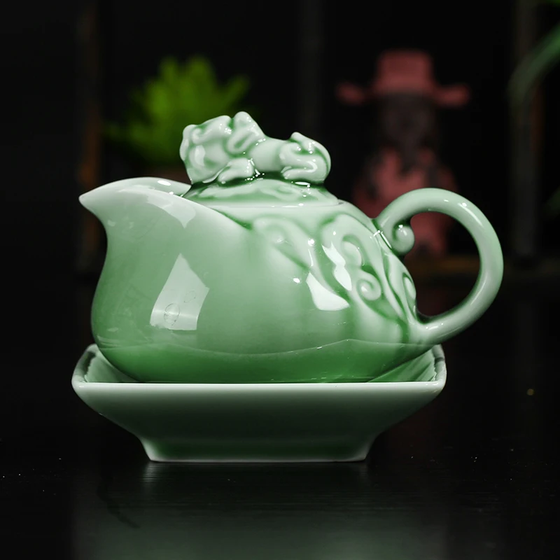 

Blue Porcelain Teapot Creative Household Kungfu Tea Ware to Gain Money Mink Teapot Single Pot Ceramic Teapot Making Tea Flower T