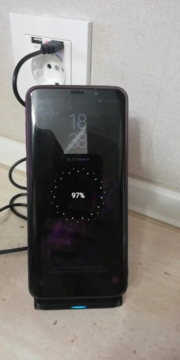 10 Вт Qi беспроводной зарядник Быстрая зарядка зарядная подставка Док-станция для samsung Galaxy A50 A20e A30 A70 A10s A60 зарядное устройство для мобильного телефона s