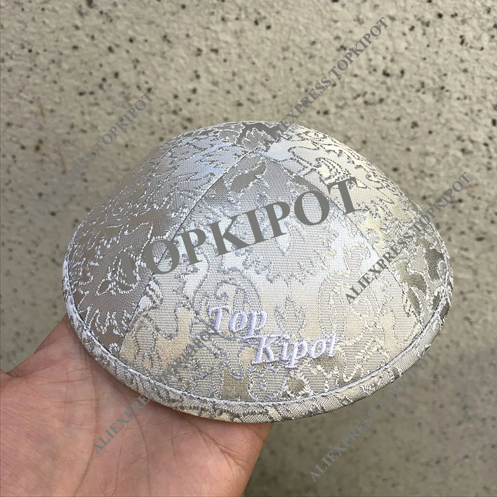 Серебряный жаккард сатин KIPPA с белой вышивкой TOPKIPOT