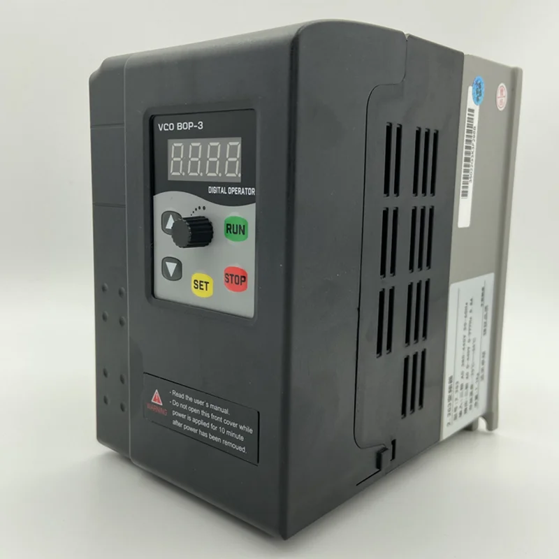 VFD AC 220V 380V 0.4 0.7 1.5 2.2 KW Variable Frequency Drive VFD Frequency Converter Inverter Speed Controller for 3-phase Motor