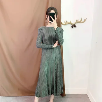 

[TVVOVVIN] 2019 autumn and winter new products Fashion round neck pleated large size loose bottoming dresses B171
