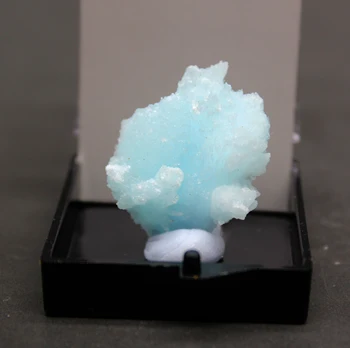 

100% Natural Blue-veins stone Specimen Stone and Crystal Quartz Healing Crystal from China