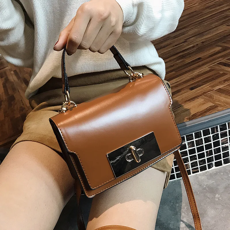 

2019 new Korean version of the handbag version of the fashion small square bag casual wild shoulder Messenger bag