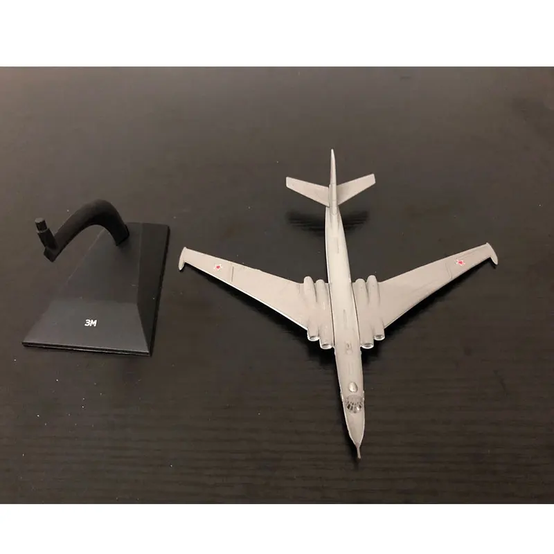 Russia M-4 Bison Strategic Bomber (9)