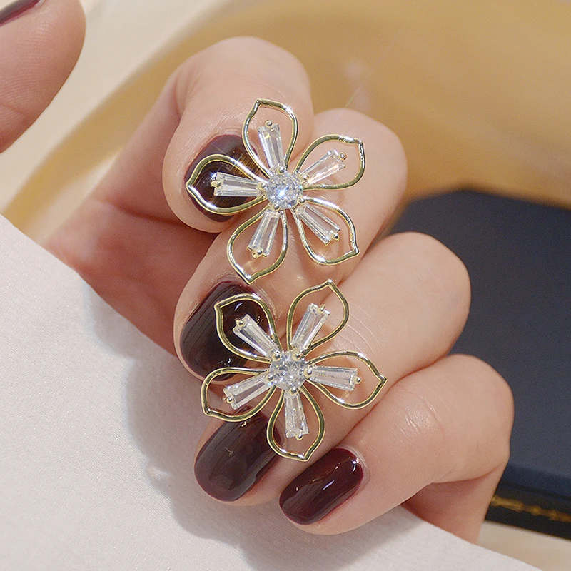 14K Real Gold Trendy Hollow Flower Women Earring Bling Crystal CZ Temperament Fashion Stud Earrings for Bridal Wedding Jelwery - Image 4