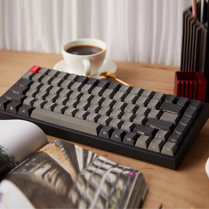 

keycool 84 keys mechanical keyboard PBT keycap Cherry switch laptop, wired keyboard.84RGB Gateron