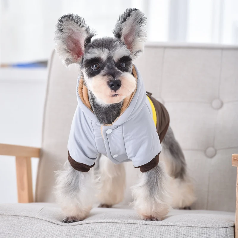 Теплая одежда для собак Зимний комбинезон толстый зимний цветной сшитый плащ для собак два фута с хлопковой подкладкой одежда для домашних животных