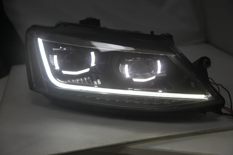 Новый светодиодный светодиодная фара для VW Jetta MK6 / Sagitar 2012-2018 динамическая Singal SY |