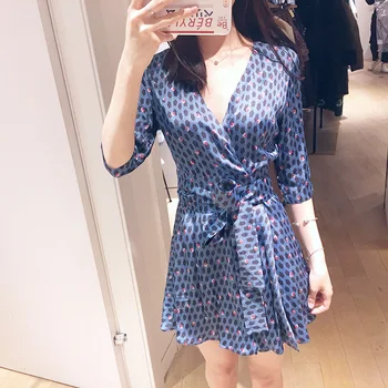 

Women Dress 2019 Spring and Summer Slim with Floral V-neck Wrap Dress