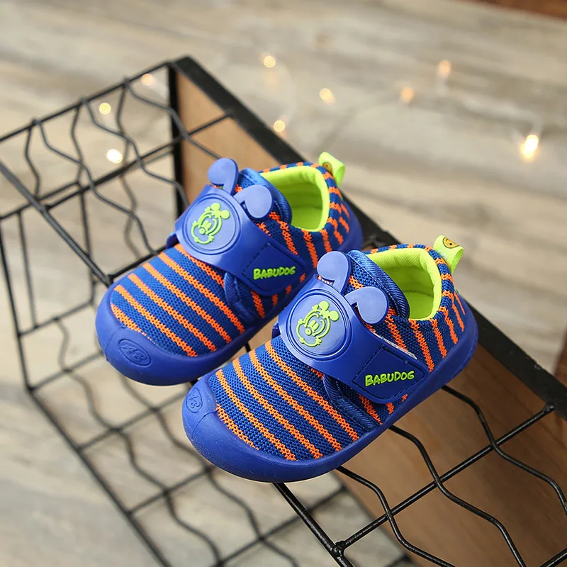 

2018 NEW CHILDREN'S Shoes Summer Korean-style Men And Women Children Casual Children Punched Sheet Shoes Breathable