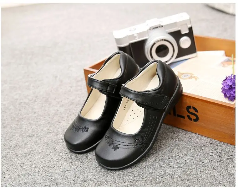 girls shoes Children Girl Student Shoes School Black Leather Shoes Girls Fashion Princess Shoes Kids Classic Glowing Uniforms Sinlge Shoes slippers for boy