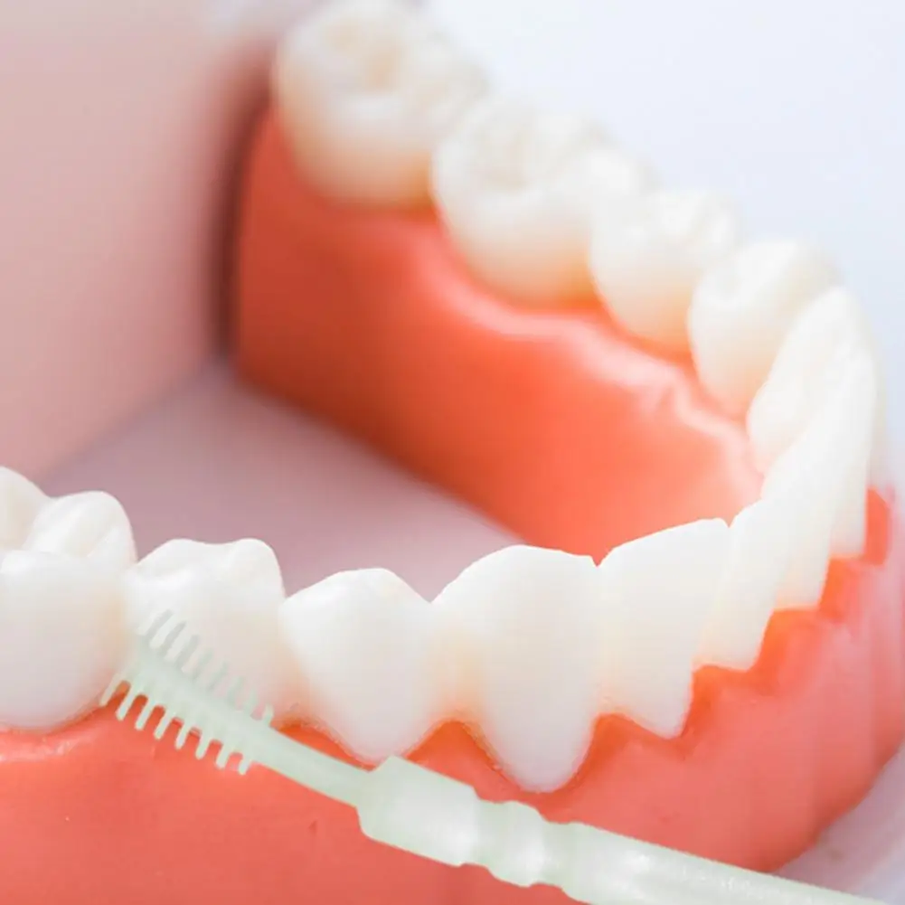 

100Pcs/Set Interdental brush Toothpick Safe Colorful Exquisite Double Headed Interdental Brush for Hospital