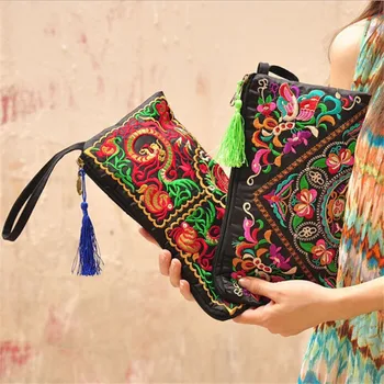 

1Pcs New Arrival Women Ethnic National Retro Butterfly Flower Bags Handbag Coin Purse Embroidered Lady Clutch Tassel Small Flap