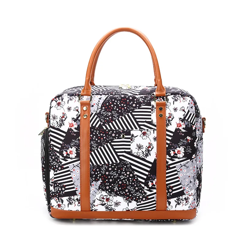 Женские дорожные сумки, водонепроницаемые, холщовые, с принтом, сумка для выходных, для ночного ношения, сумка-тоут, вещевой мешок, ручка для чемодана на колесиках - Color: black and white flow