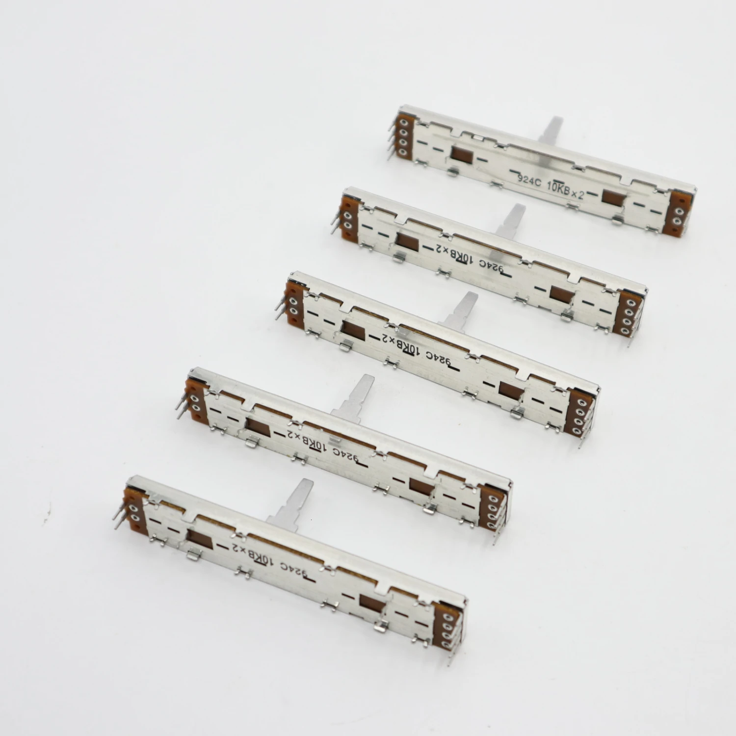 5 шт./лот кроссфейдер DCV1006 для новатор, djm 300 400 500 600 компьютерной визуализации данных 1006 DCV1006 запасные фейдер ALPS