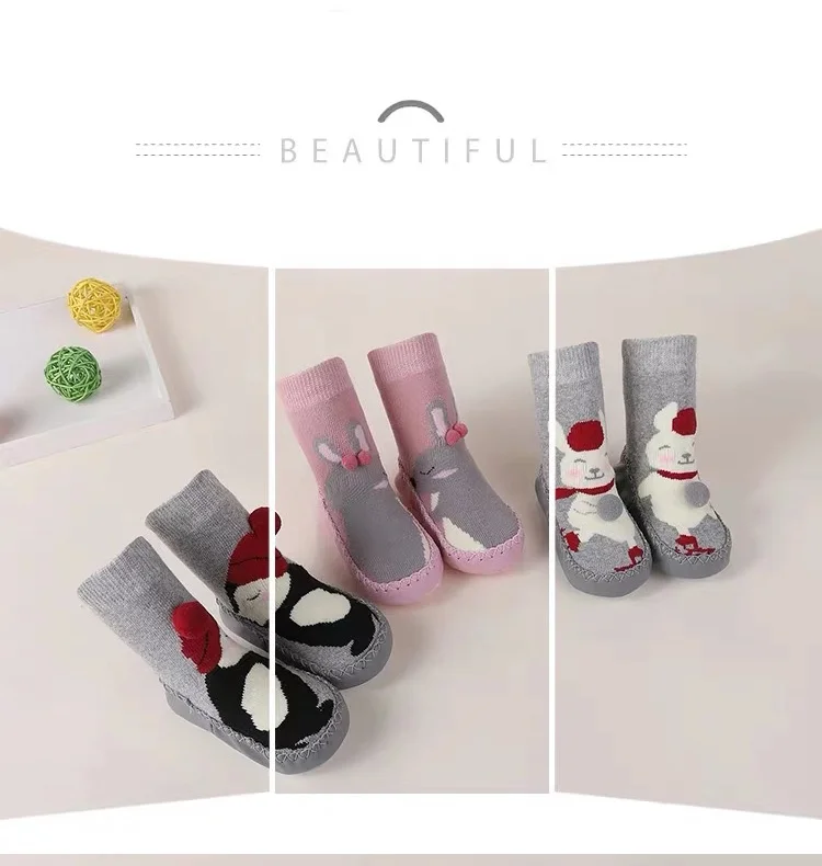 Носки для малышей; нескользящие хлопковые носки-тапочки с кукольными колокольчиками; домашние тапочки; мягкие Милые сапожки для маленьких девочек и мальчиков