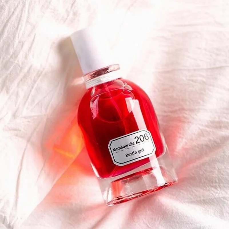 New Product Layered Water and Oil Separation Perfume Gloomy and Decadent Gorgeous Perfume Refreshing and Elegant Gentle and Long