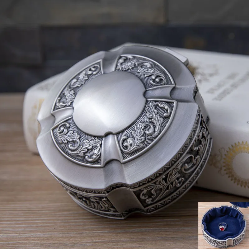 Creative Round Shape Jewelry Box Retro Metal Treasure Chest Trinket Keepsake Gift Box for Women and Girls Household Decorative