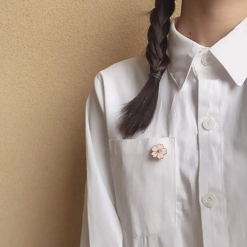

1 PC Korean Cute Elegant Chic Flower Brooch for Cardigan Blazer Sweaters Fashion Accessories for Women Girls 1.7X1.7cm