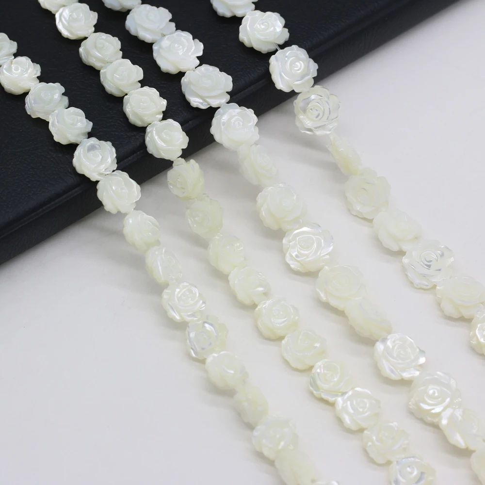 

Selected Natural Shell Sea White Rose Flower-shaped Beads Are Used To Make Exquisite Women's Jewelry Bracelets 30 Pieces/piece