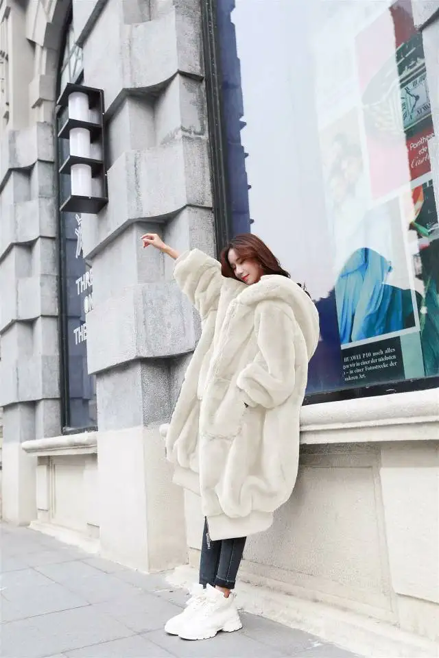 Пальто с мехом и искусственным мехом, зимняя теплая Модная женская куртка с капюшоном, новинка, большой размер, повседневное женское меховое пальто, верхняя одежда, NUW719