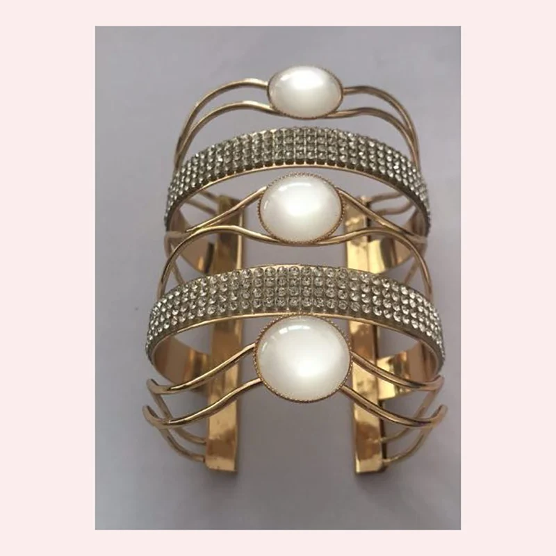 White LZHLQ Women Crystal Bangles Inlaid Metal Trend Big Bangles Couple Best Gift Wedding Party Jewelry - Metal Color: White