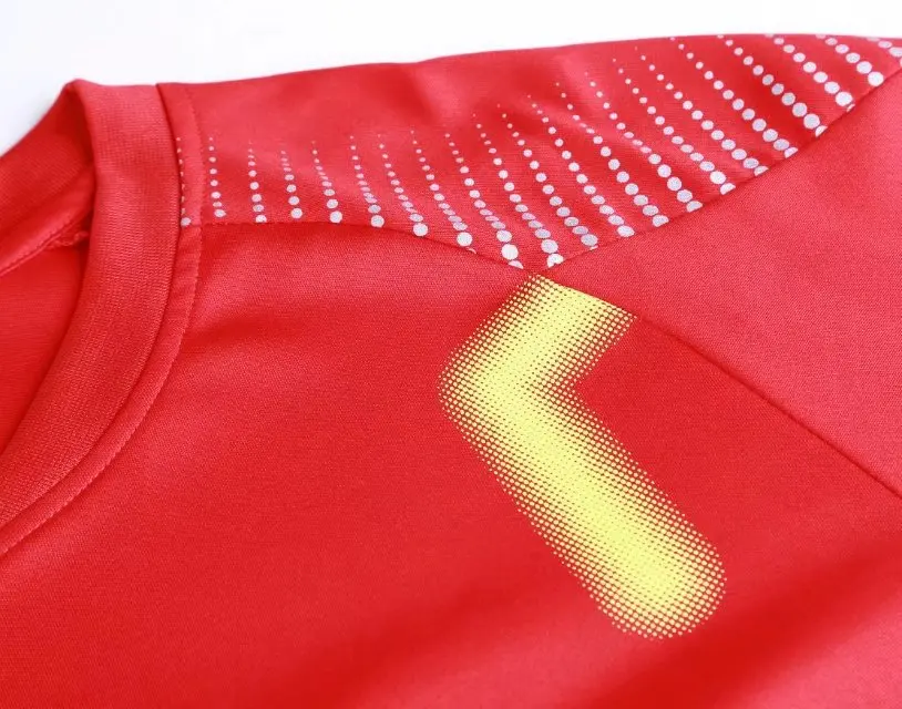 7483376689_1649322912