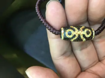 

Collectible Treasure Magic Power Tibetan old Dragon Vein Ivory Color Guiren Tairen dZi bead