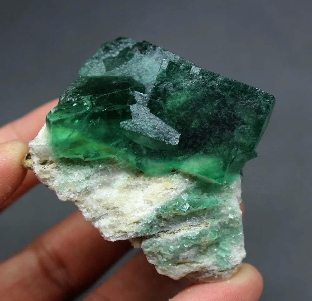 131 г натуральный зеленый флюорит, минеральный образец, минеральные хрустальные образцы, камни и кристаллы, целебный кристалл