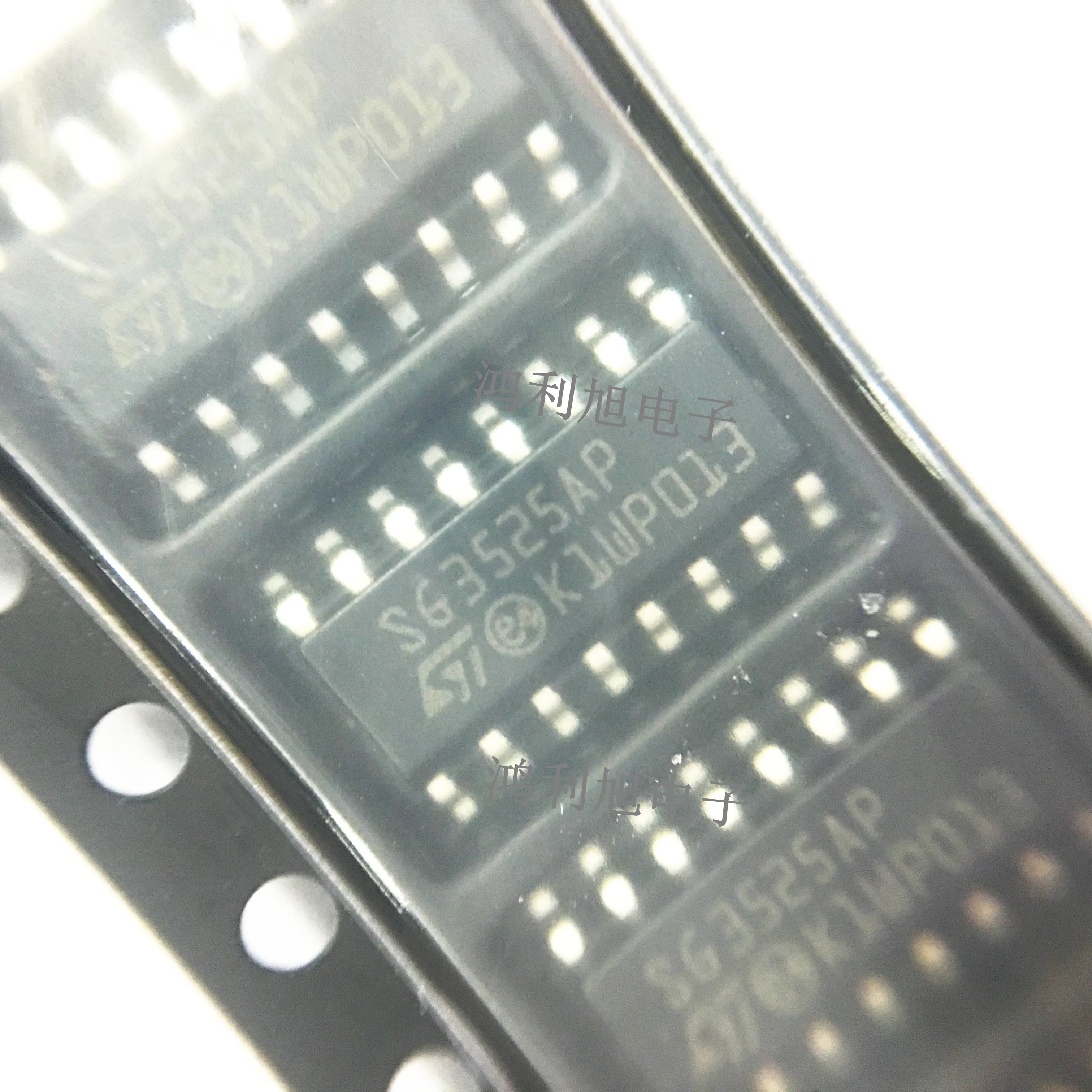 

10 шт./партия SG3525AP013TR IC REG CTRLR BCK/PSH-PULL 16soic