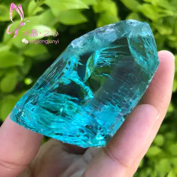 

Andrew Works with Andara Crystal Blue-green Meditation to Guide the Connection of Cosmic Energy