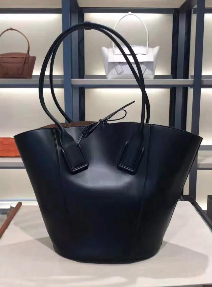 Роскошные сумки женские дизайнерские брендовые вместительные дорожные через