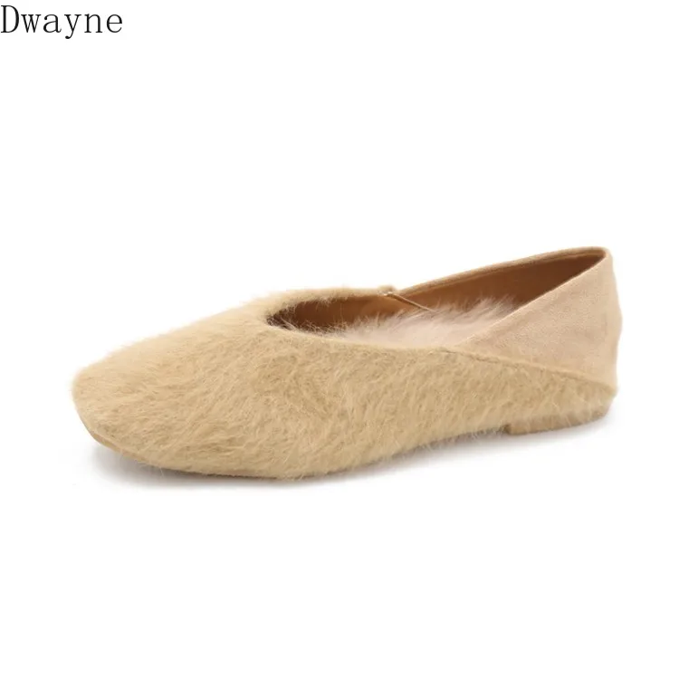 

Peas shoes female 2019 autumn and winter new fur shoes flat shallow mouth lazy one foot lambs milk grandma shoes