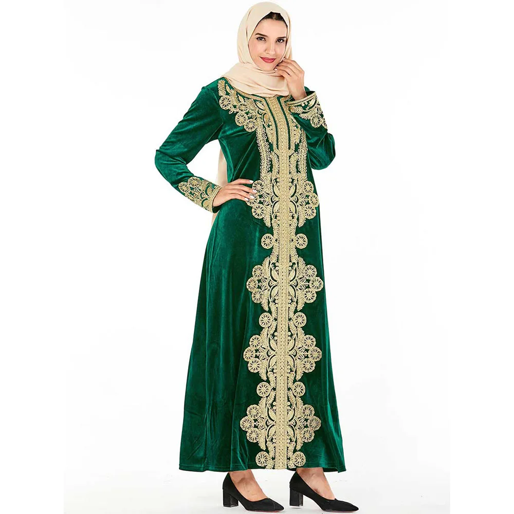 

Fashion large size women's gold silk embroidery with diamond gold velvet dress (not including headscarf)