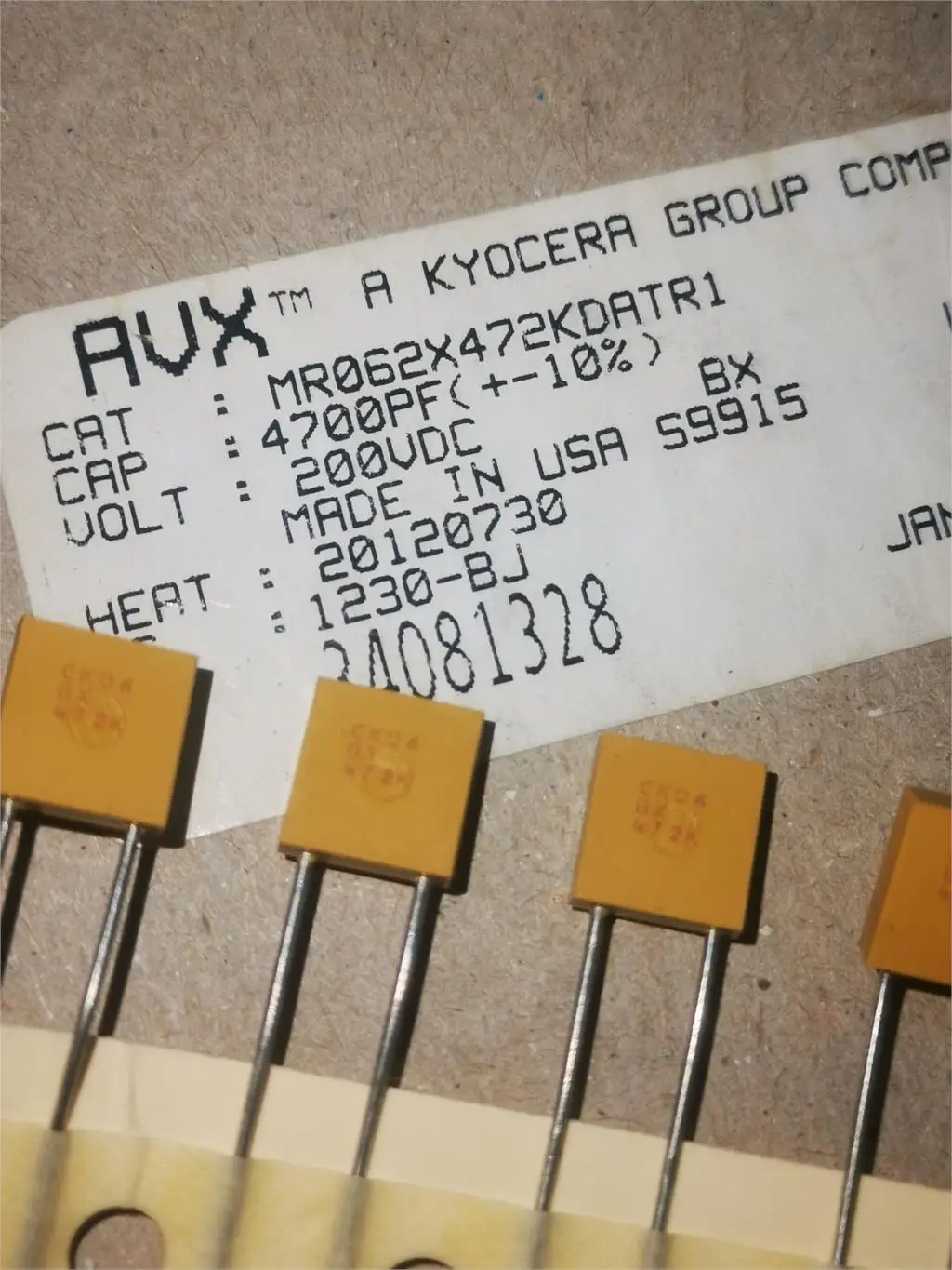 30 шт. MR062X472KDATR1 200v4700PF Ян уровень импорта AVX многослойные керамические монолитные конденсаторы
